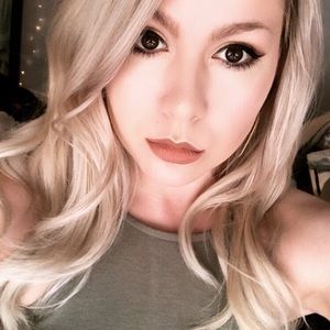 Meet your Posher, Vera